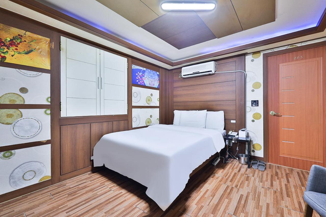 סיאול Picasso Motel מראה חיצוני תמונה