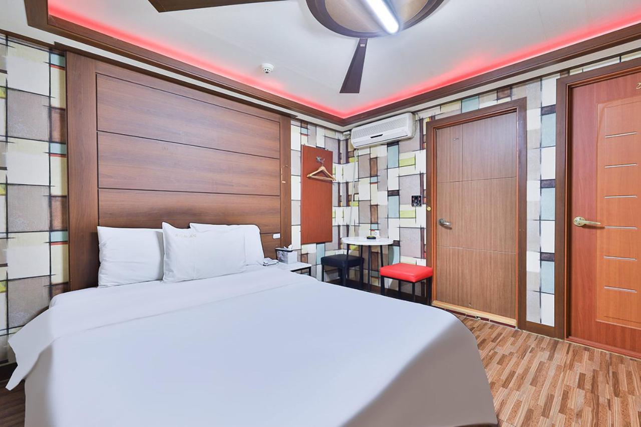 סיאול Picasso Motel מראה חיצוני תמונה