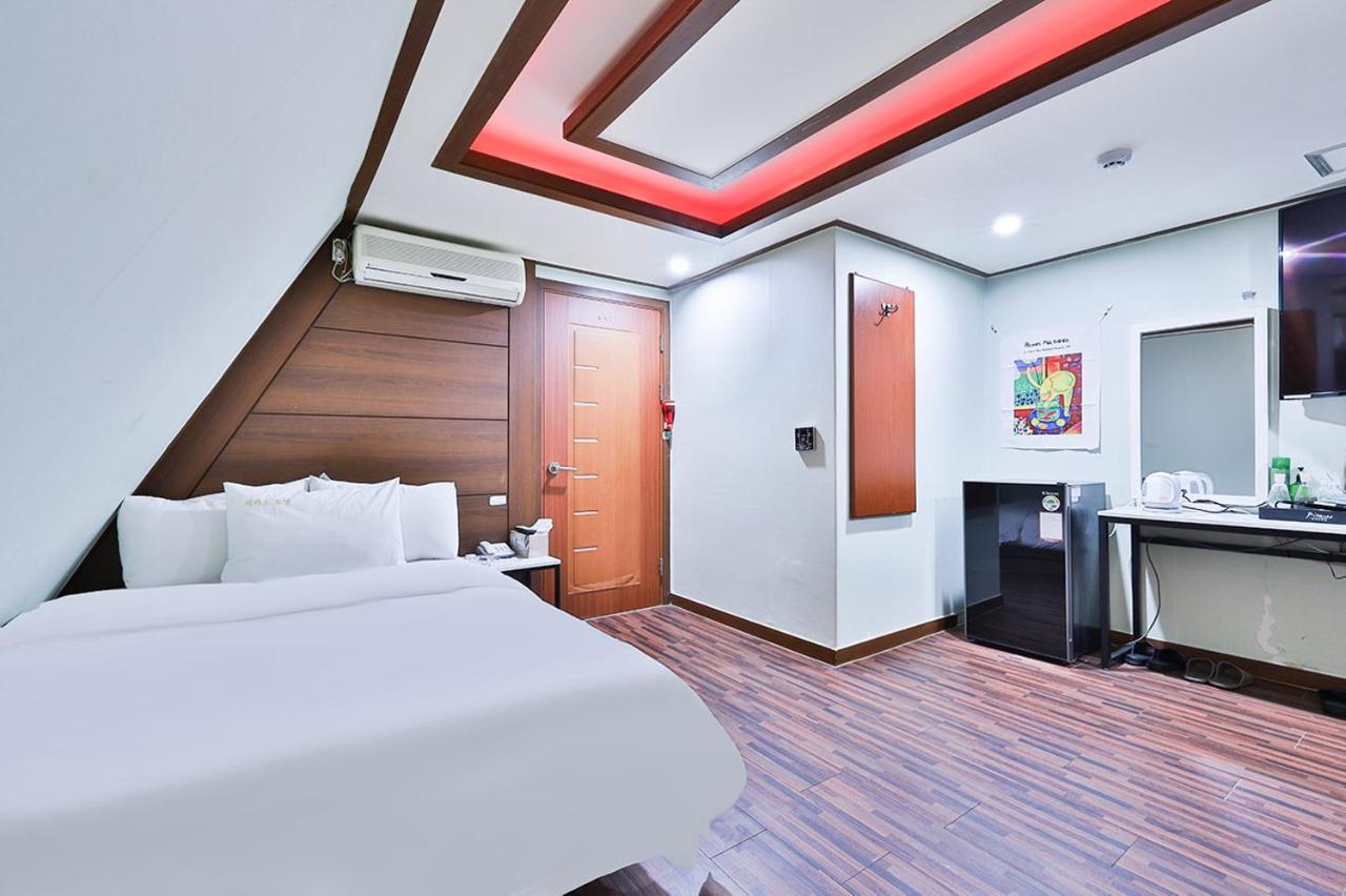 סיאול Picasso Motel מראה חיצוני תמונה