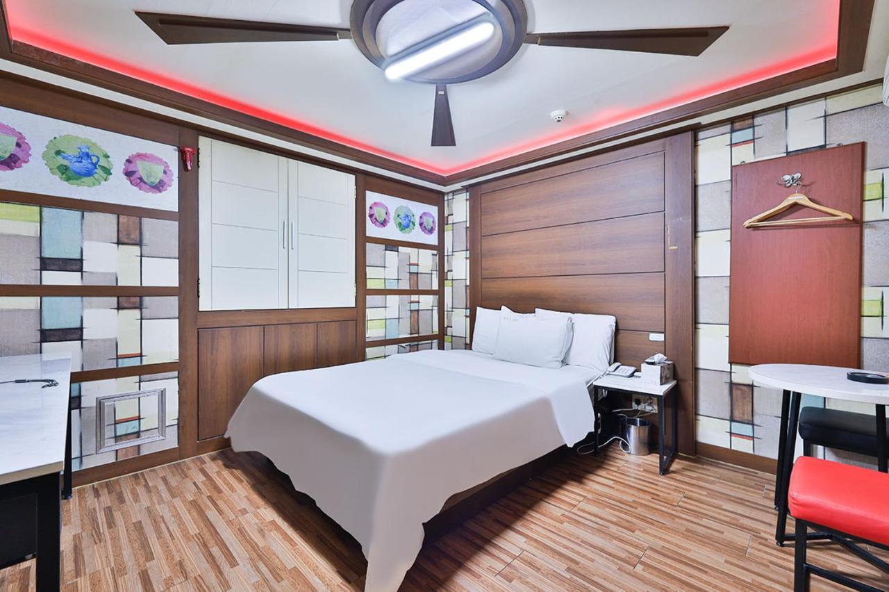 סיאול Picasso Motel מראה חיצוני תמונה