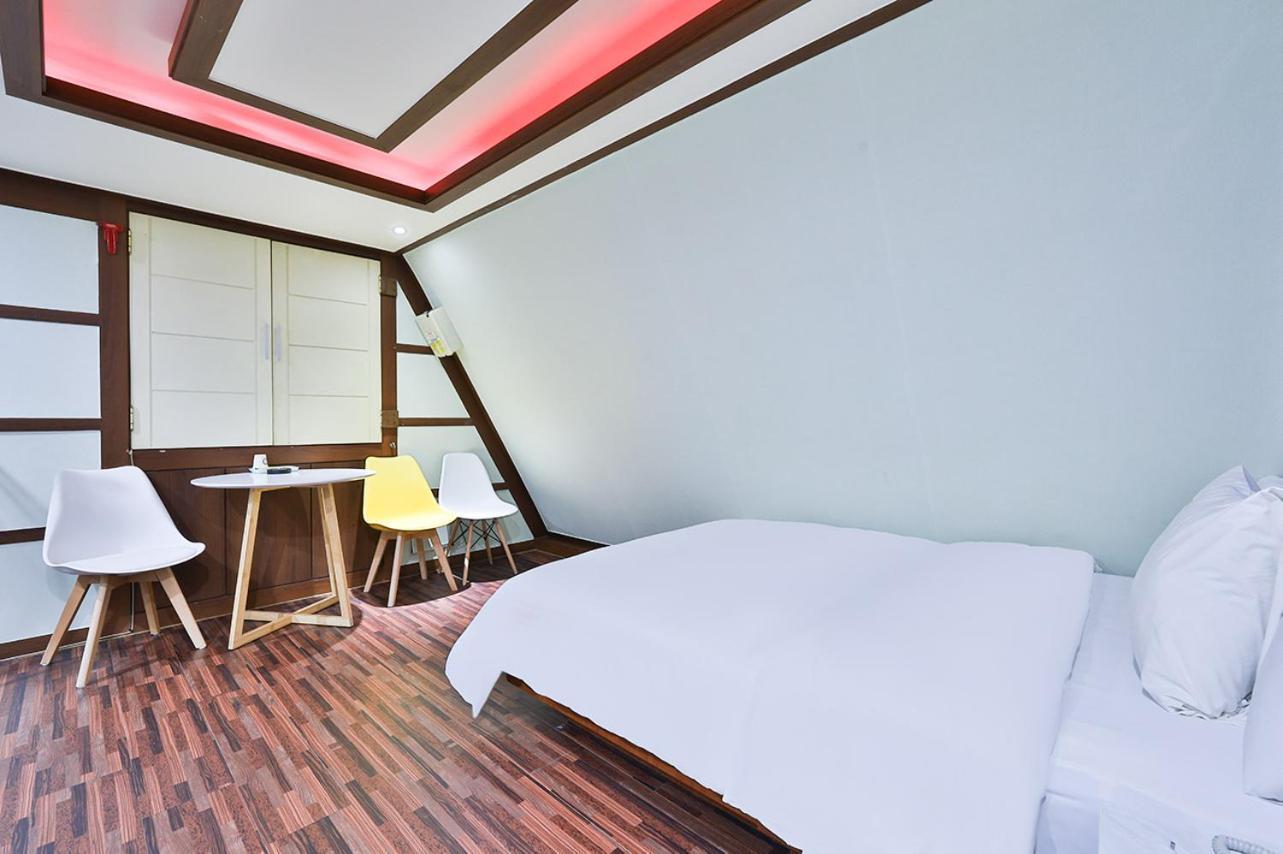 סיאול Picasso Motel מראה חיצוני תמונה