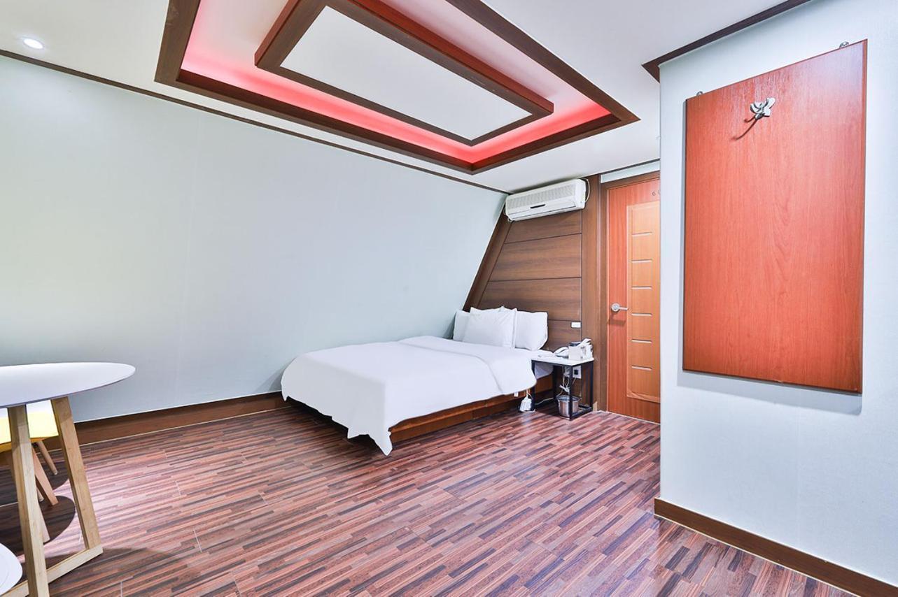 סיאול Picasso Motel מראה חיצוני תמונה