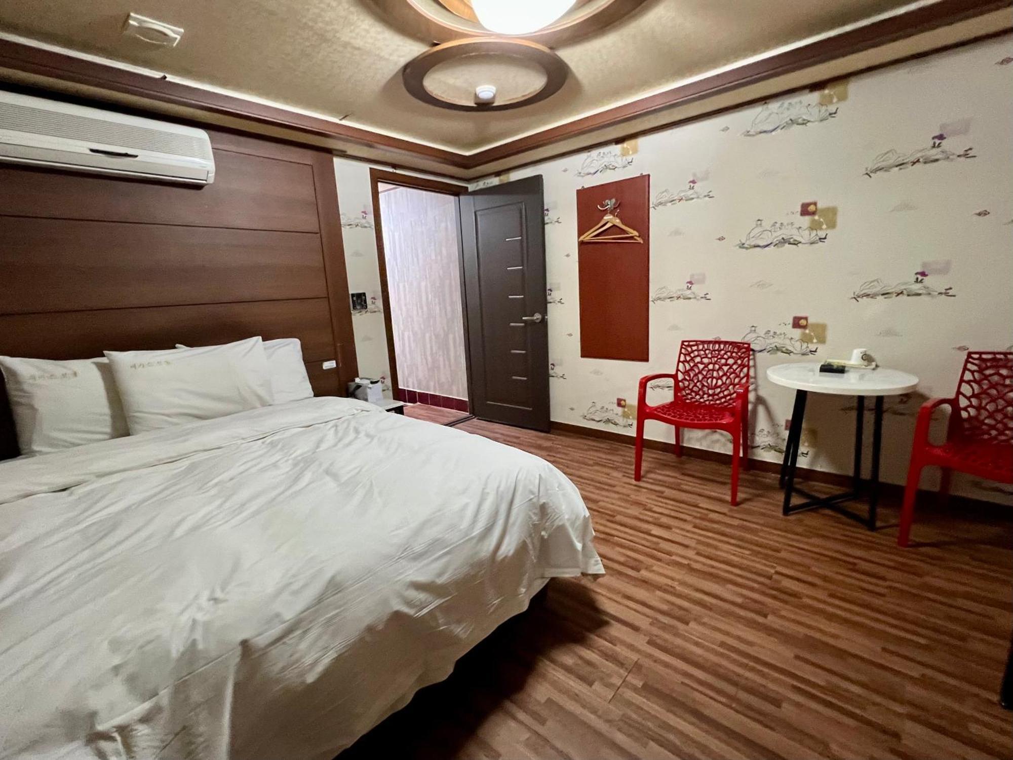 סיאול Picasso Motel מראה חיצוני תמונה