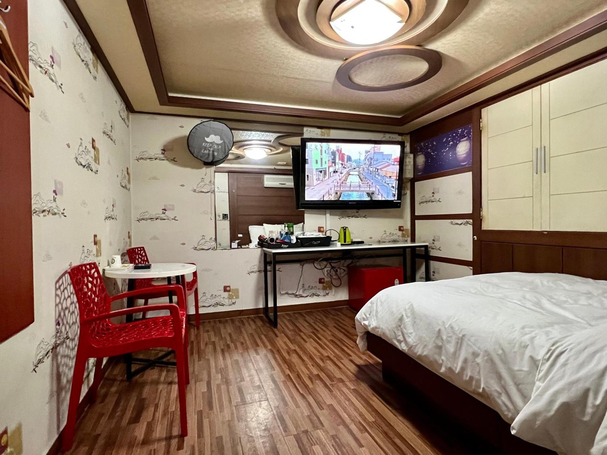 סיאול Picasso Motel מראה חיצוני תמונה